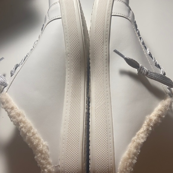Steve Madden Alka fleece sneakers white Sherpa 9 - Picture 7 of 16